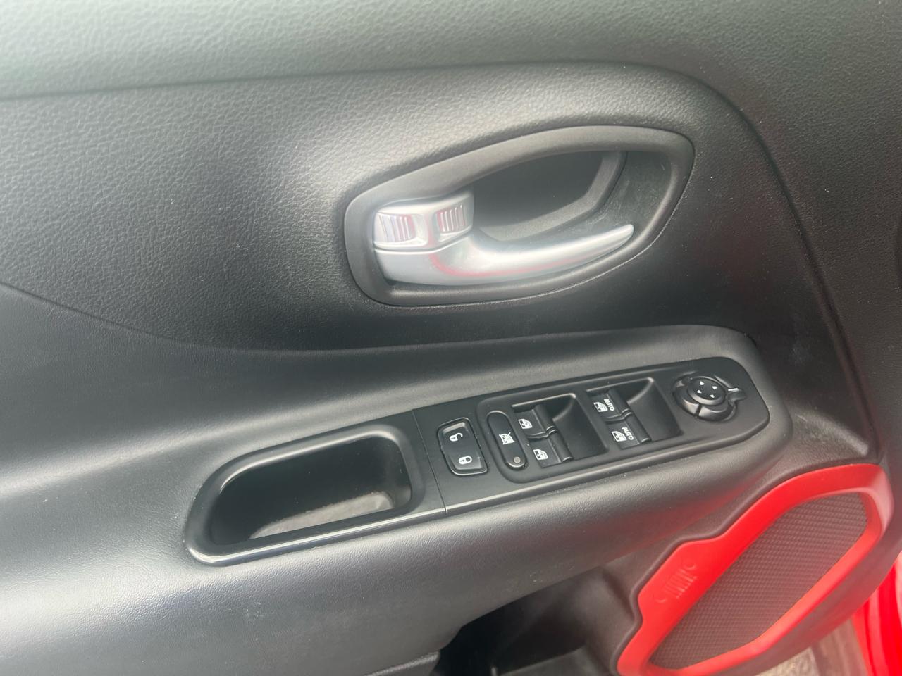 Jeep Renegade Trailhawk 4x4 2017