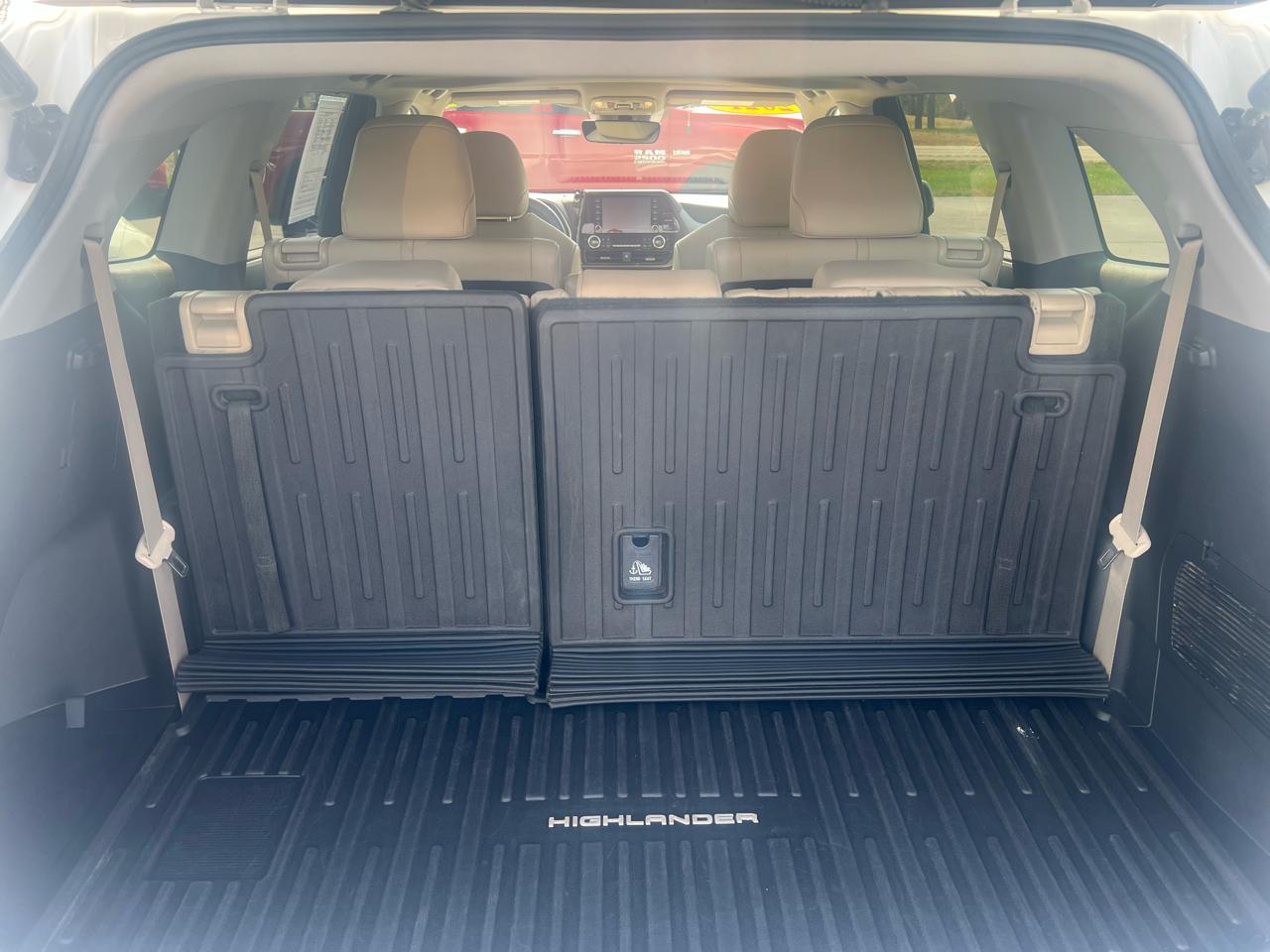 Toyota Highlander XLE AWD (Natl) 2021