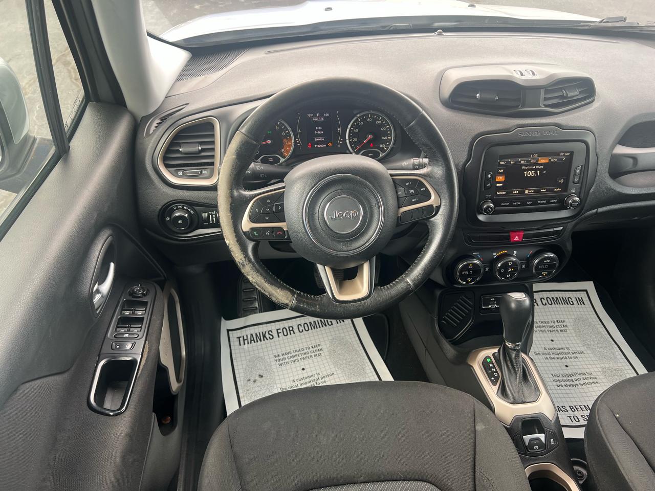 Jeep Renegade Latitude 4D SUV FWD 2015