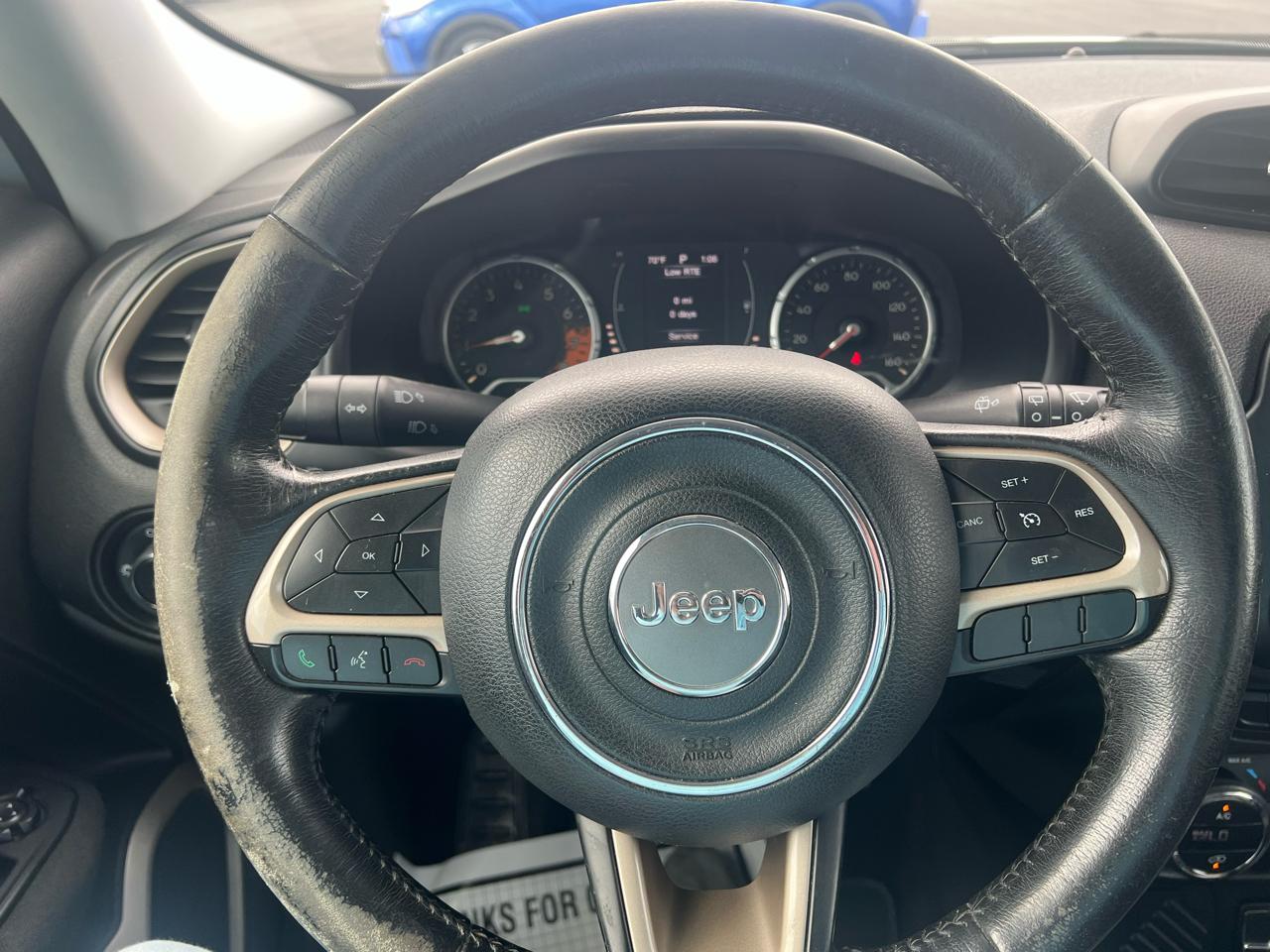 Jeep Renegade Latitude 4D SUV FWD 2015