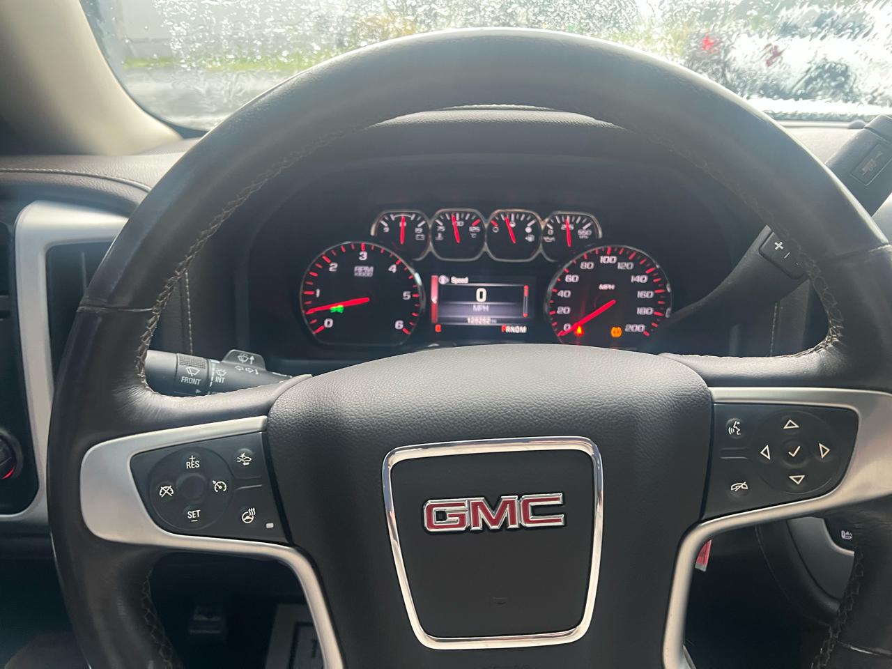 GMC Sierra 1500 4WD Double Cab 143.5" SLT 2015