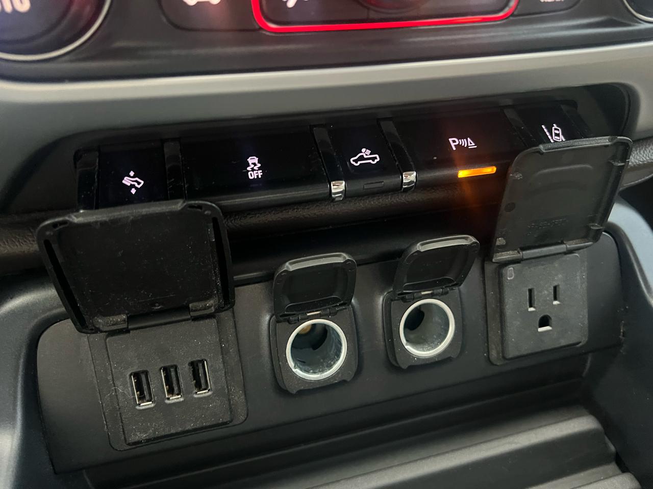 GMC Sierra 1500 4WD Double Cab 143.5" SLT 2015