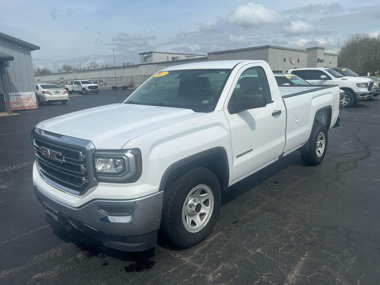 GMC Sierra 1500 2WD Reg Cab 133.0" 2017