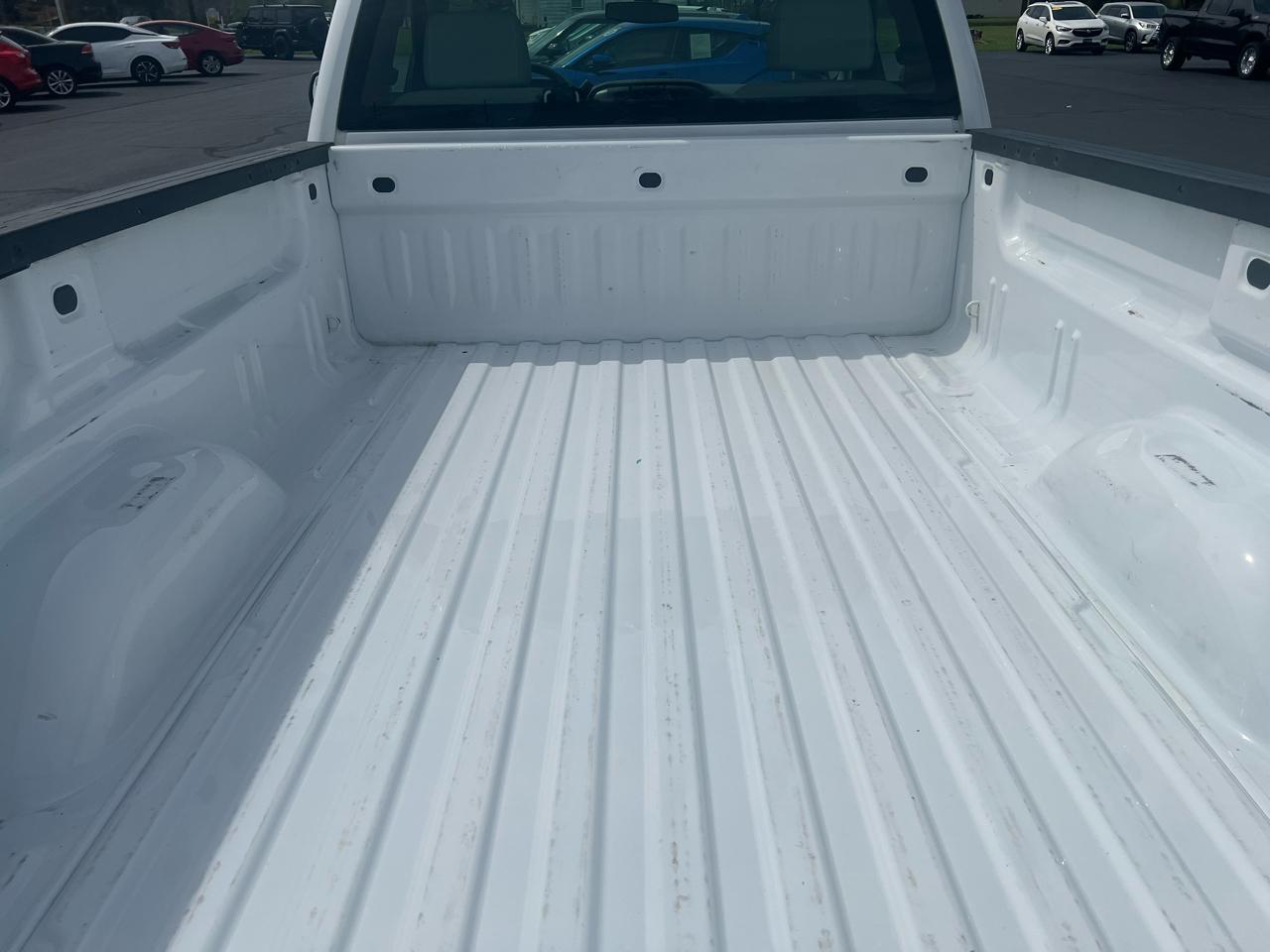 GMC Sierra 1500 2WD Reg Cab 133.0" 2017