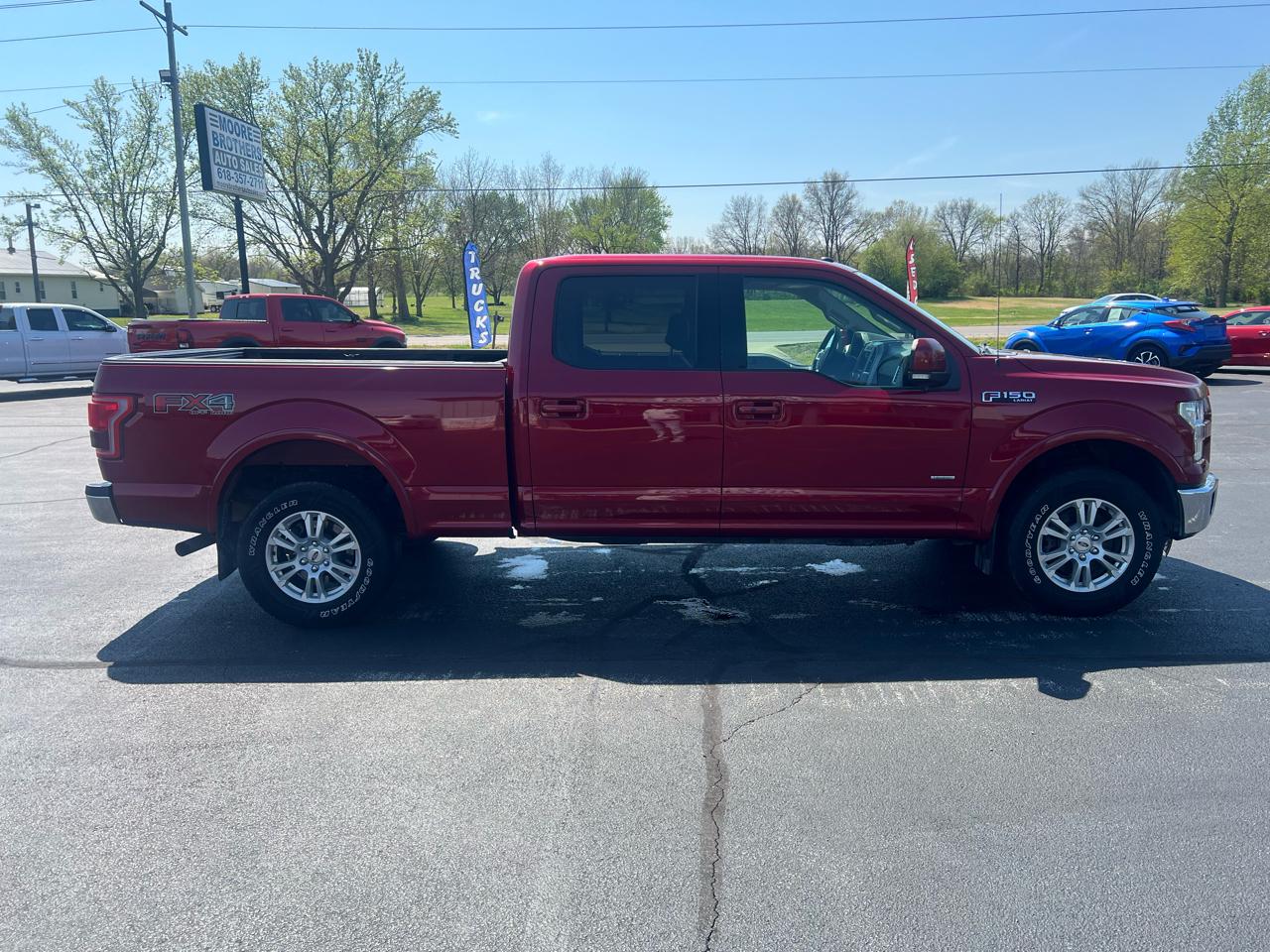 Ford F-150 4WD SuperCrew 150" Lariat 2016