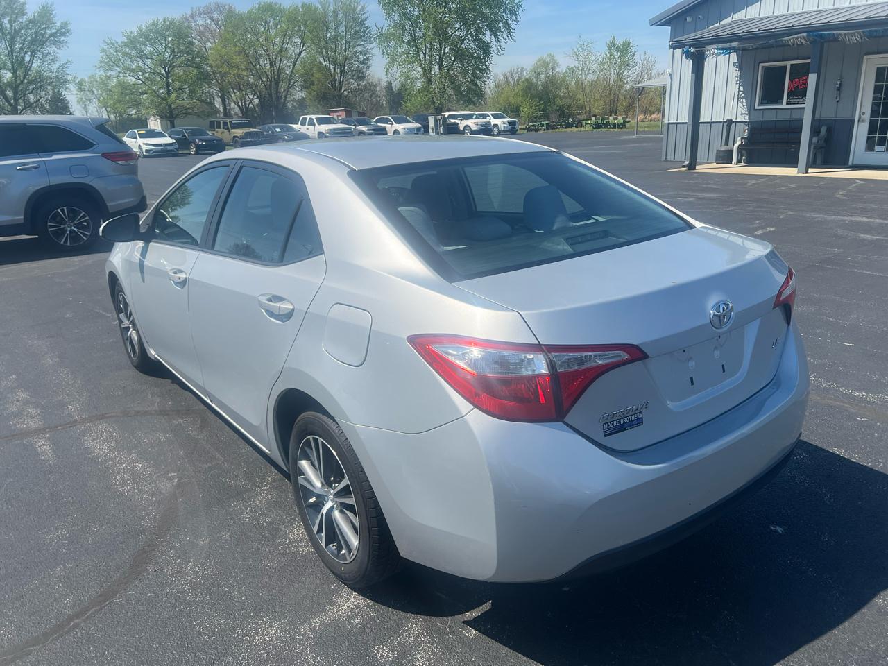 Toyota Corolla 4dr Sdn CVT LE Plus (Natl) 2016