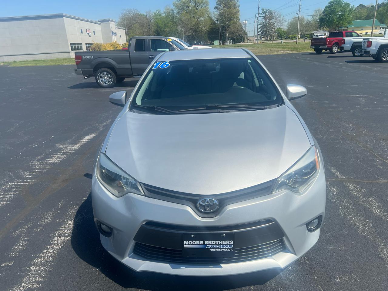 Toyota Corolla 4dr Sdn CVT LE Plus (Natl) 2016