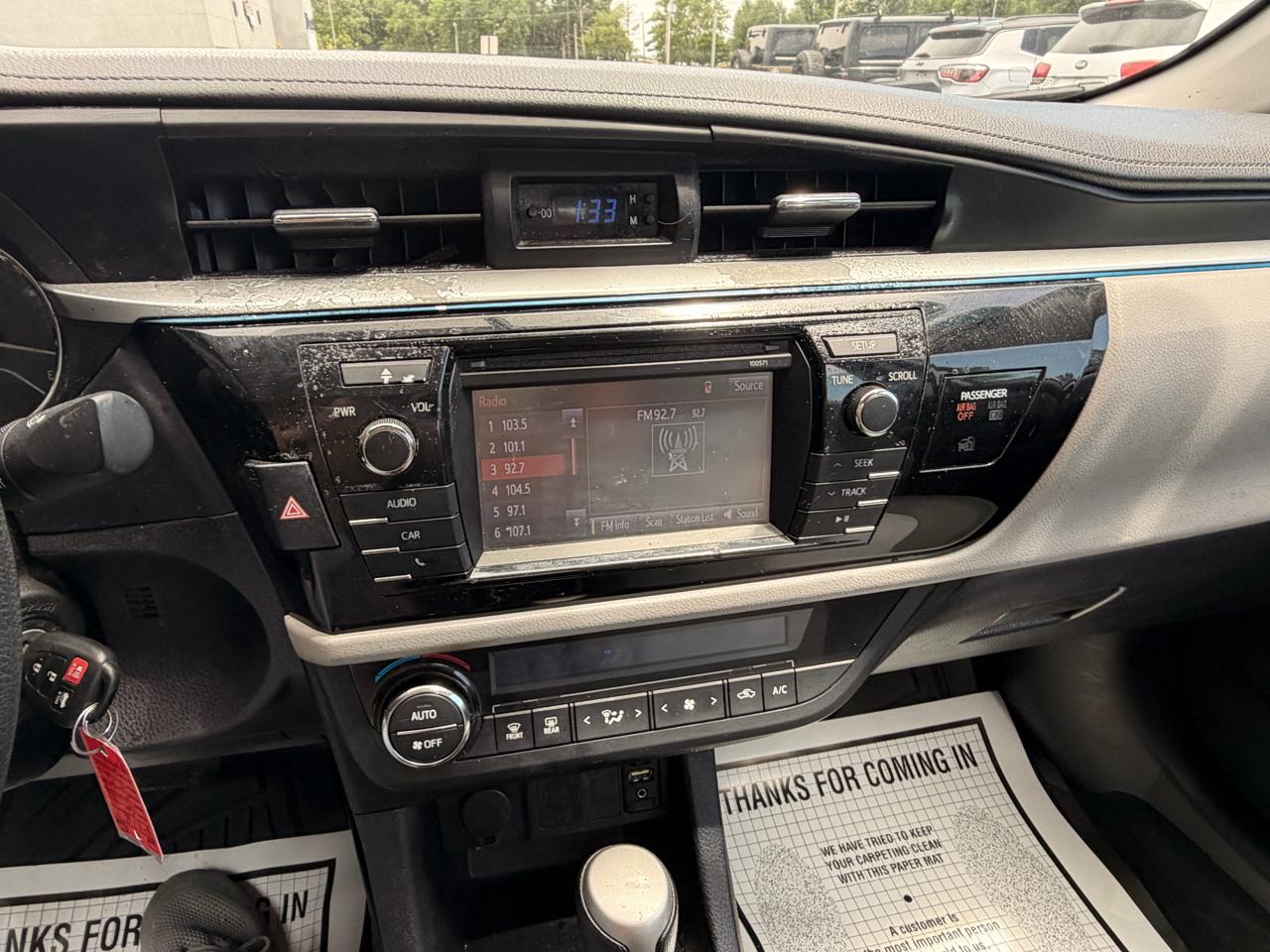 Toyota Corolla 4dr Sdn CVT LE Plus (Natl) 2016
