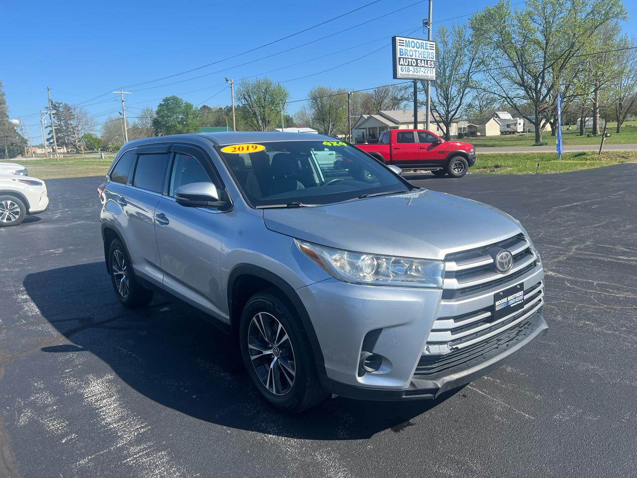 2019 Toyota Highlander LE V6 AWD (Natl)