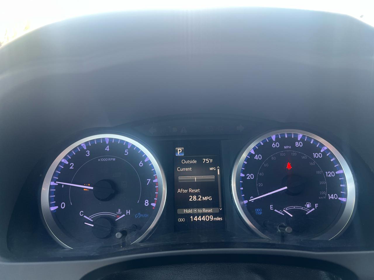 Toyota Highlander LE V6 AWD (Natl) 2019