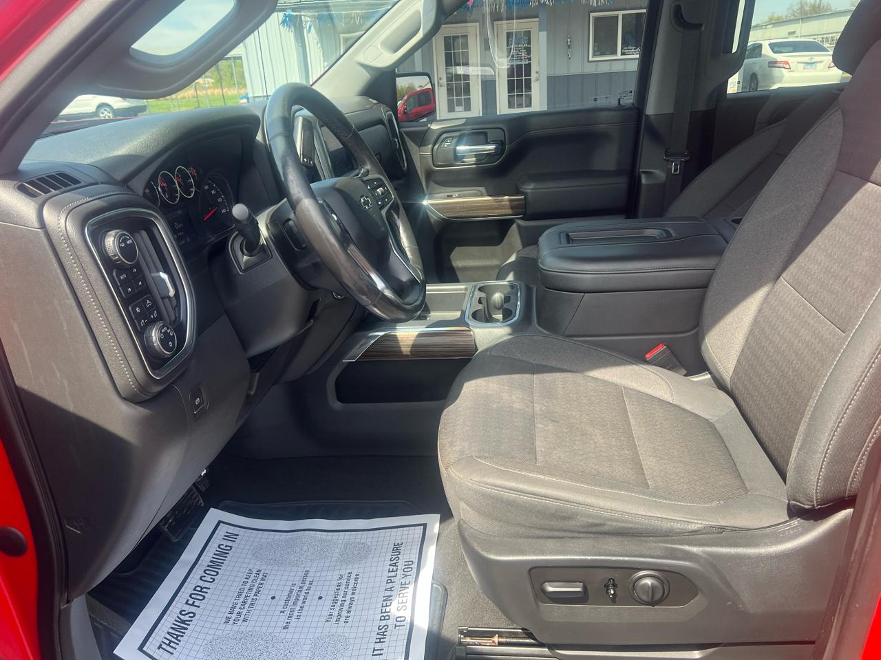 Chevrolet Silverado 1500 4WD Crew Cab 147" RST 2020