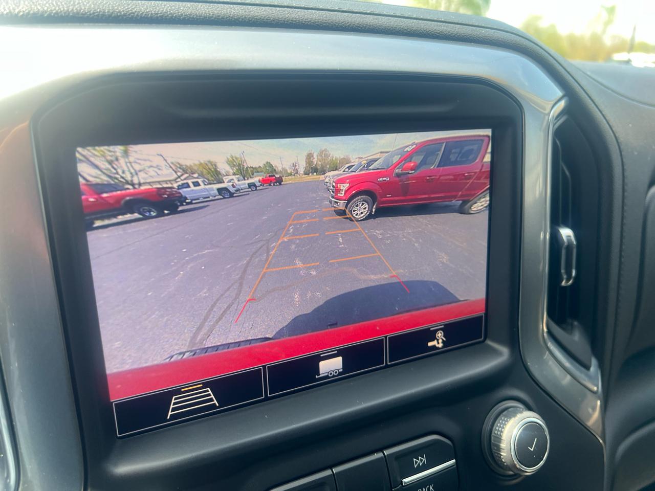 Chevrolet Silverado 1500 4WD Crew Cab 147" RST 2020