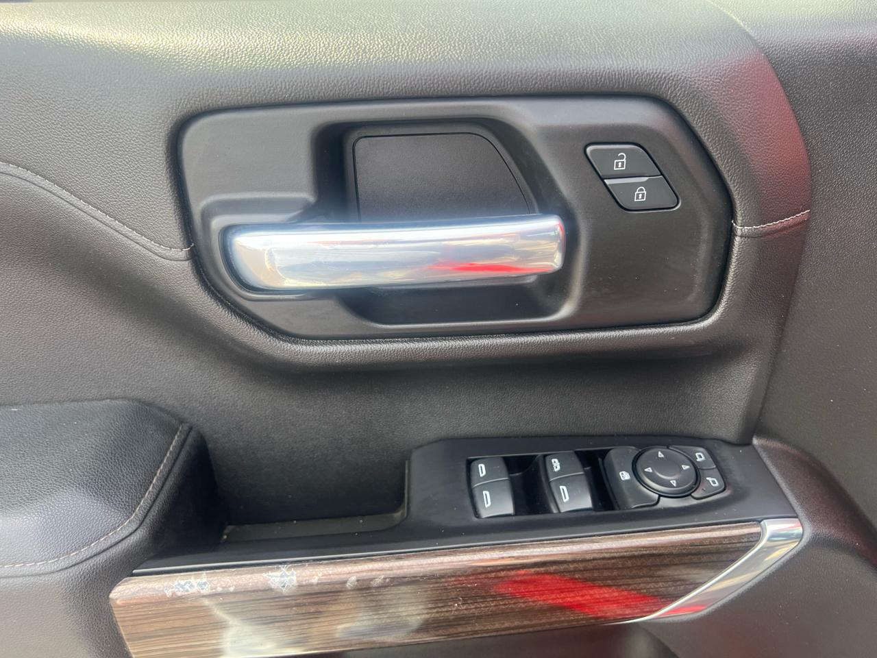 Chevrolet Silverado 1500 4WD Crew Cab 147" RST 2020