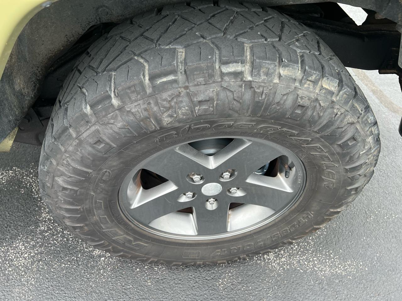 Jeep Wrangler Unlimited 4WD 4dr Freedom Edition *Ltd Avail* 2013