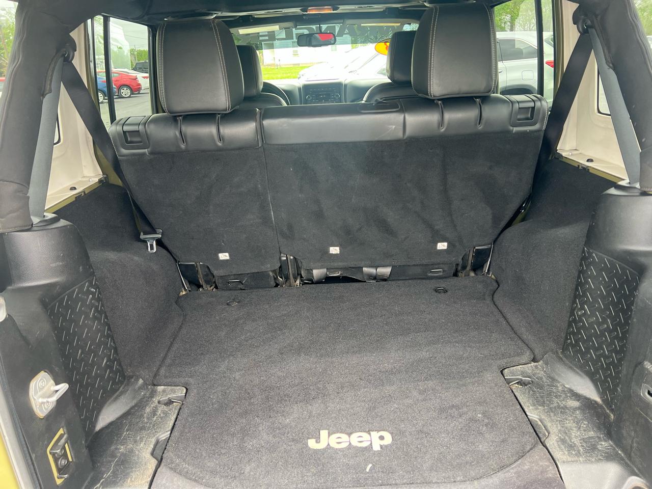 Jeep Wrangler Unlimited 4WD 4dr Freedom Edition *Ltd Avail* 2013