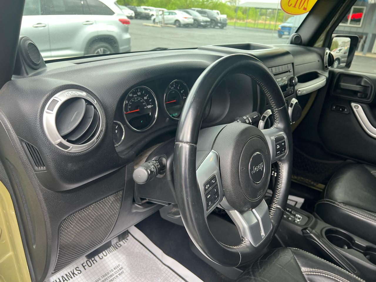 Jeep Wrangler Unlimited 4WD 4dr Freedom Edition *Ltd Avail* 2013