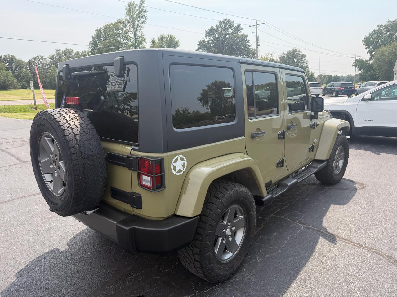 Jeep Wrangler Unlimited 4WD 4dr Freedom Edition *Ltd Avail* 2013