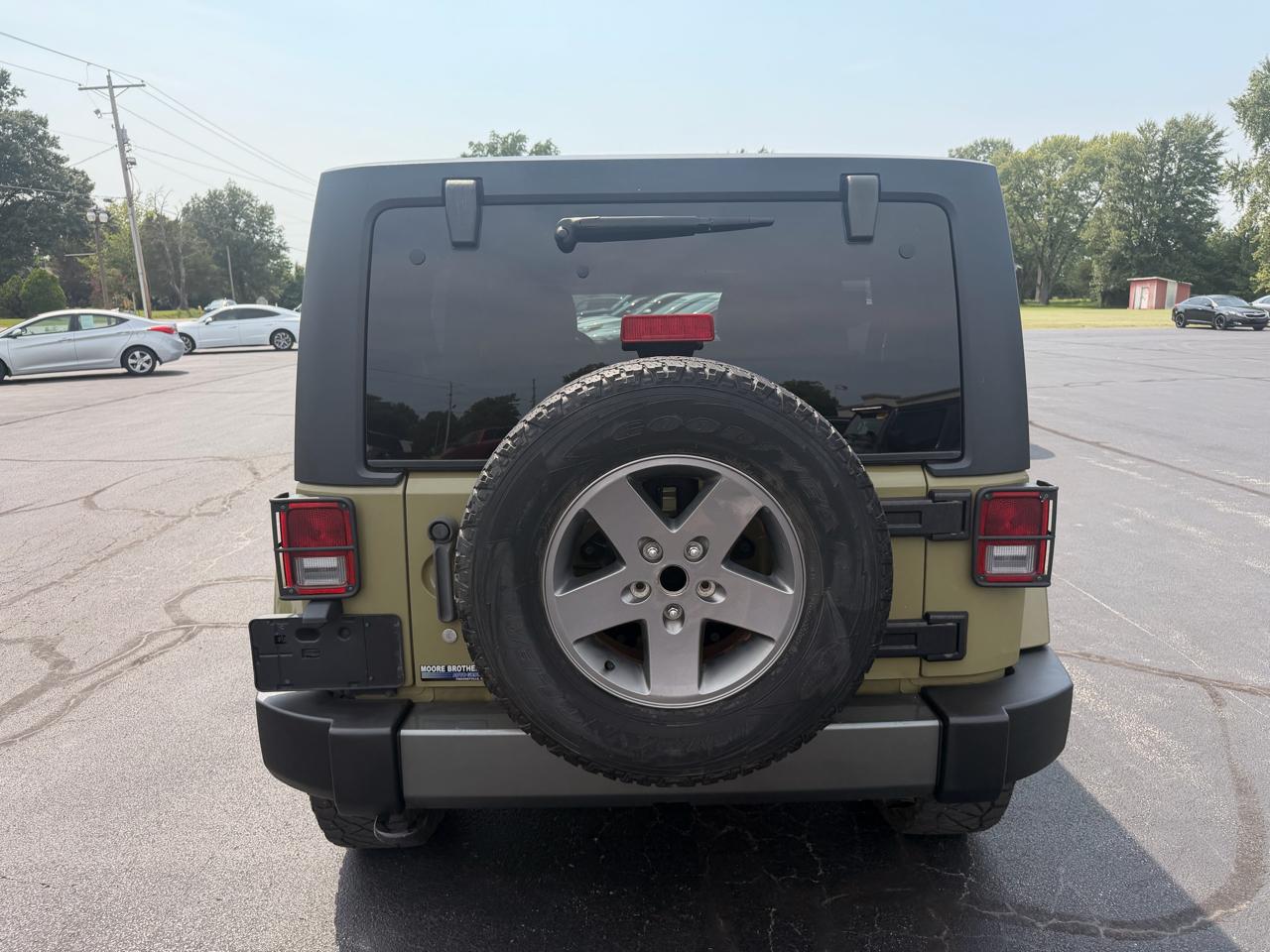 Jeep Wrangler Unlimited 4WD 4dr Freedom Edition *Ltd Avail* 2013