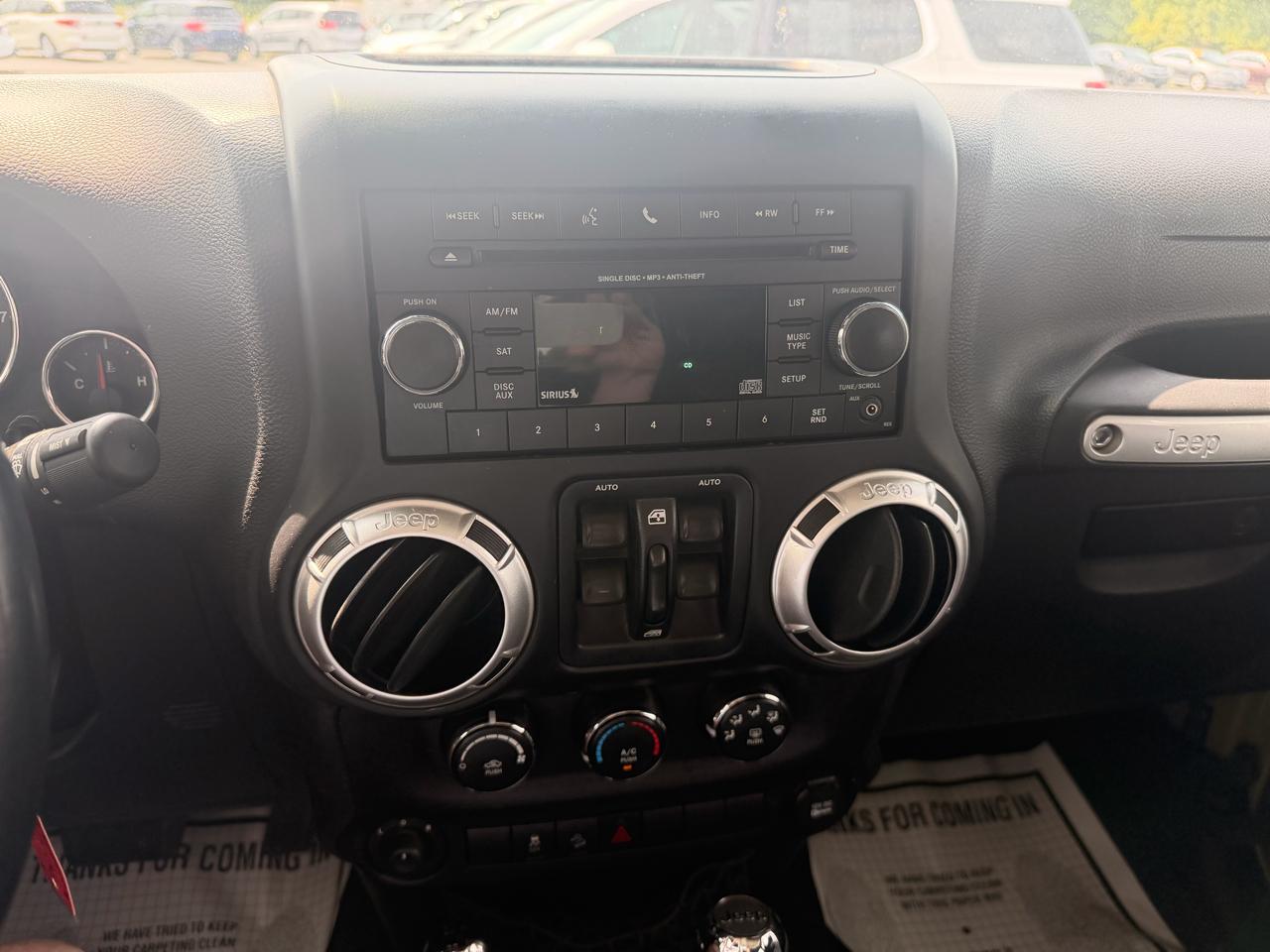 Jeep Wrangler Unlimited 4WD 4dr Freedom Edition *Ltd Avail* 2013