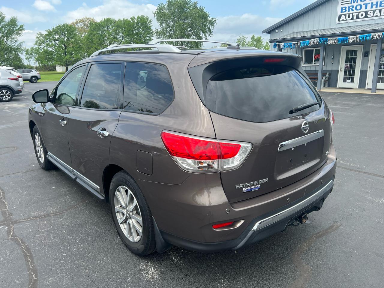 Nissan Pathfinder 2WD 4dr SL 2015