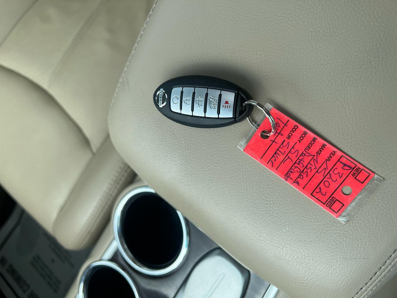 Nissan Pathfinder 2WD 4dr SL 2015