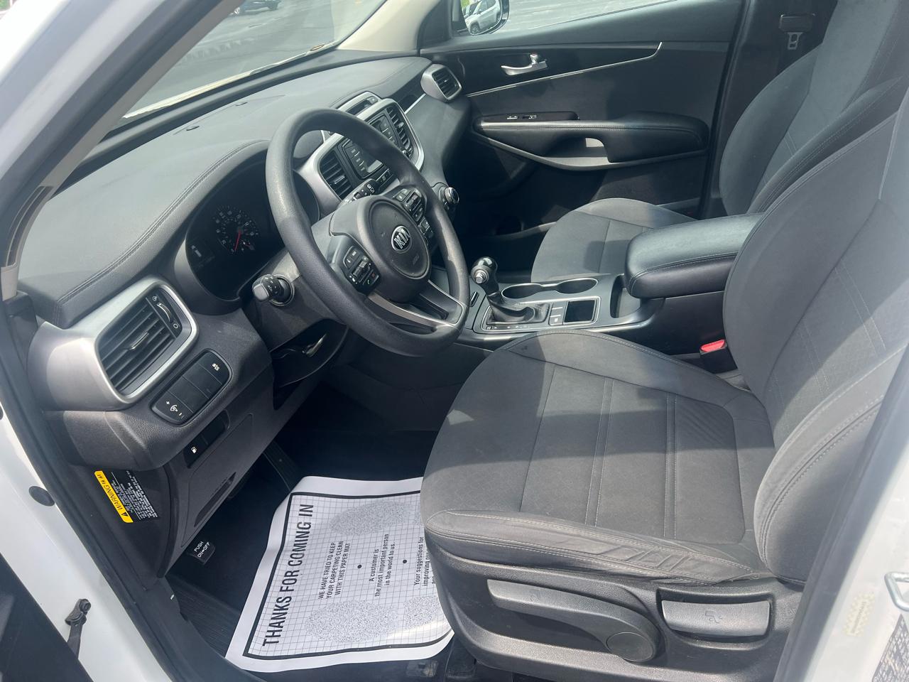 Kia Sorento FWD 4dr 3.3L LX 2016