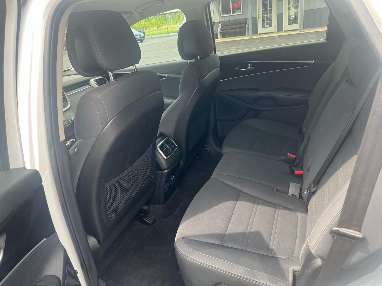 Kia Sorento FWD 4dr 3.3L LX 2016