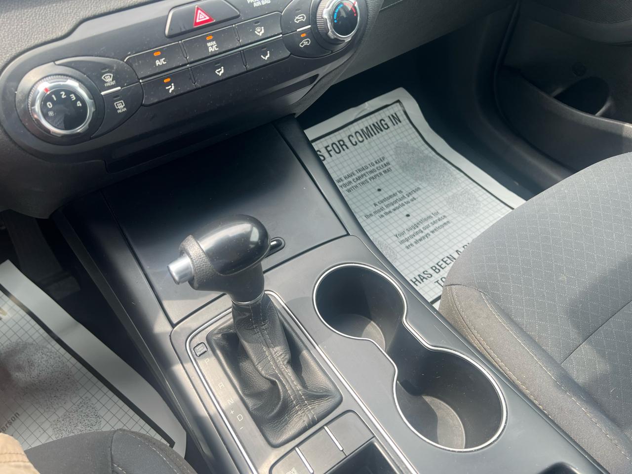 Kia Sorento FWD 4dr 3.3L LX 2016