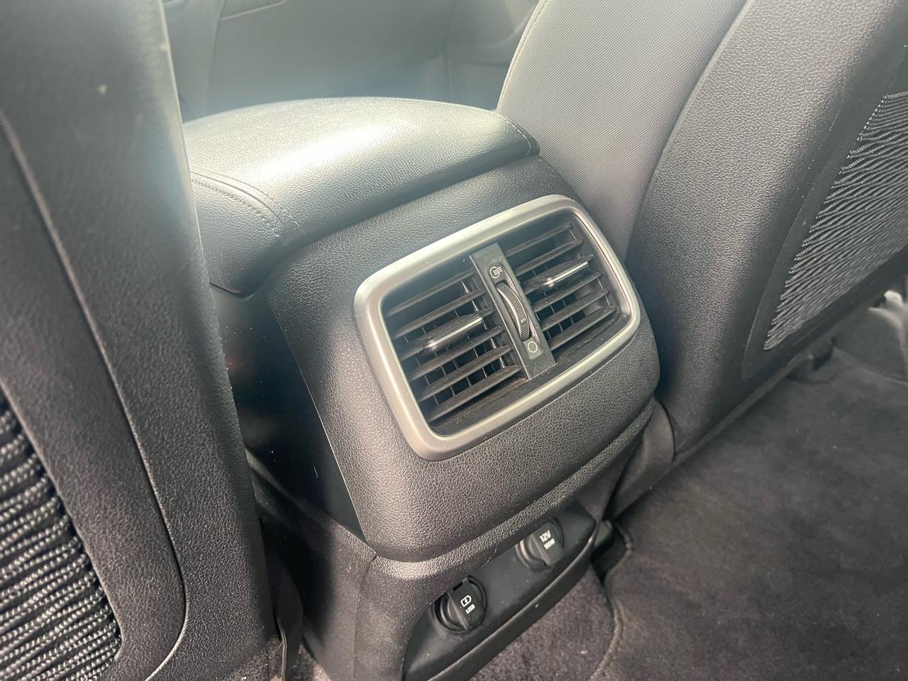 Kia Sorento FWD 4dr 3.3L LX 2016