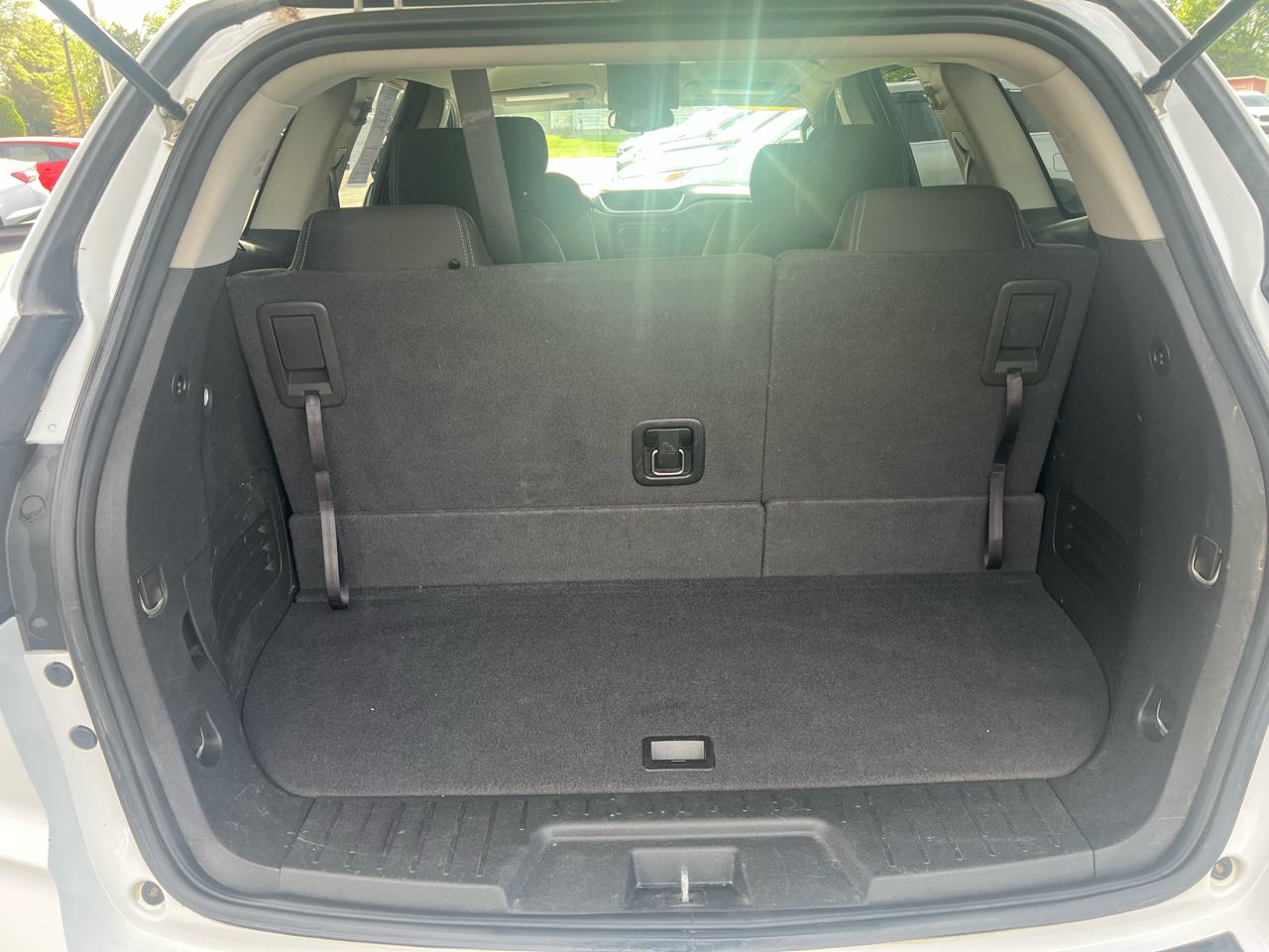 Chevrolet Traverse FWD 4dr LT w/1LT 2017