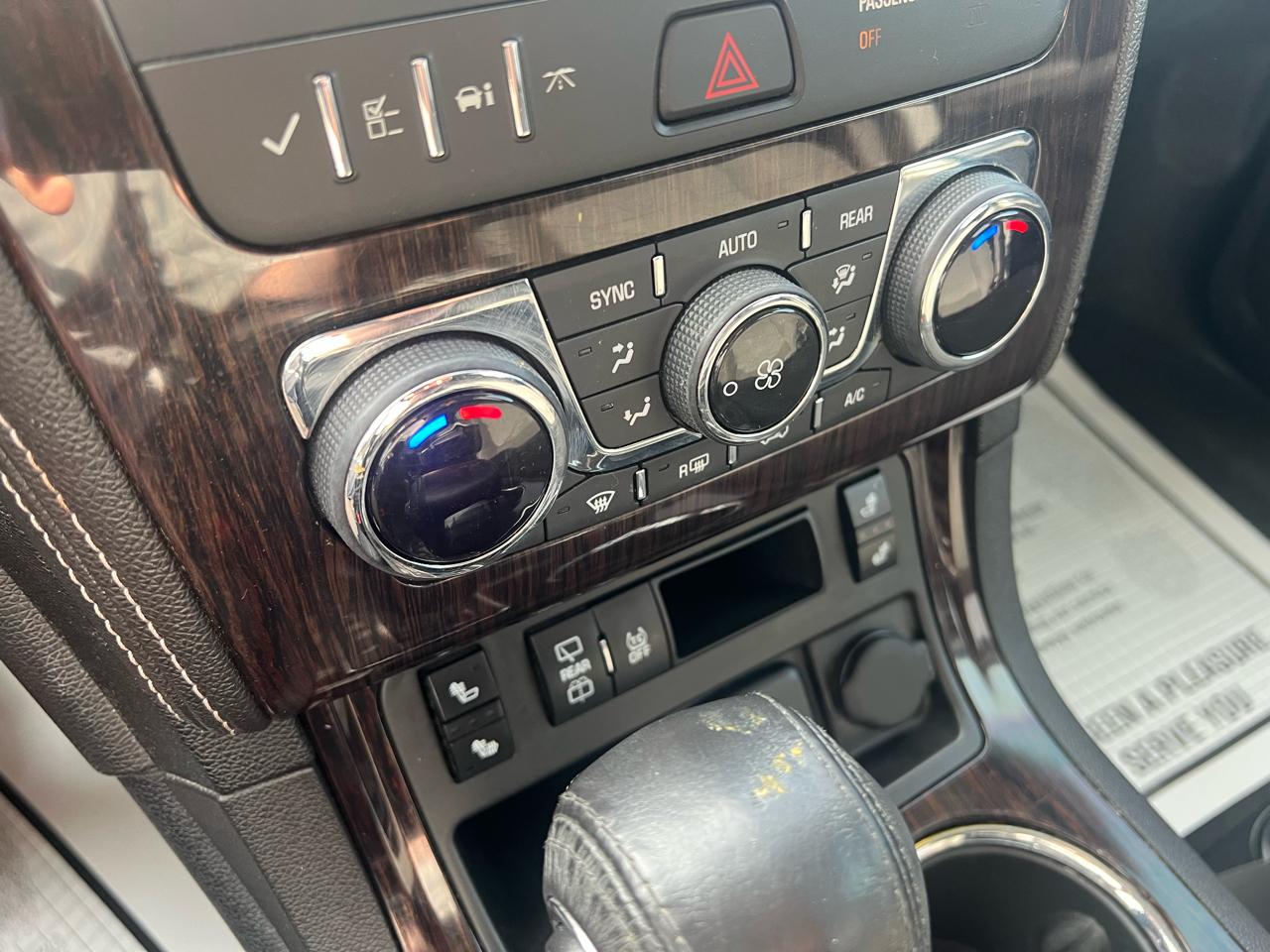 Chevrolet Traverse FWD 4dr LT w/1LT 2017