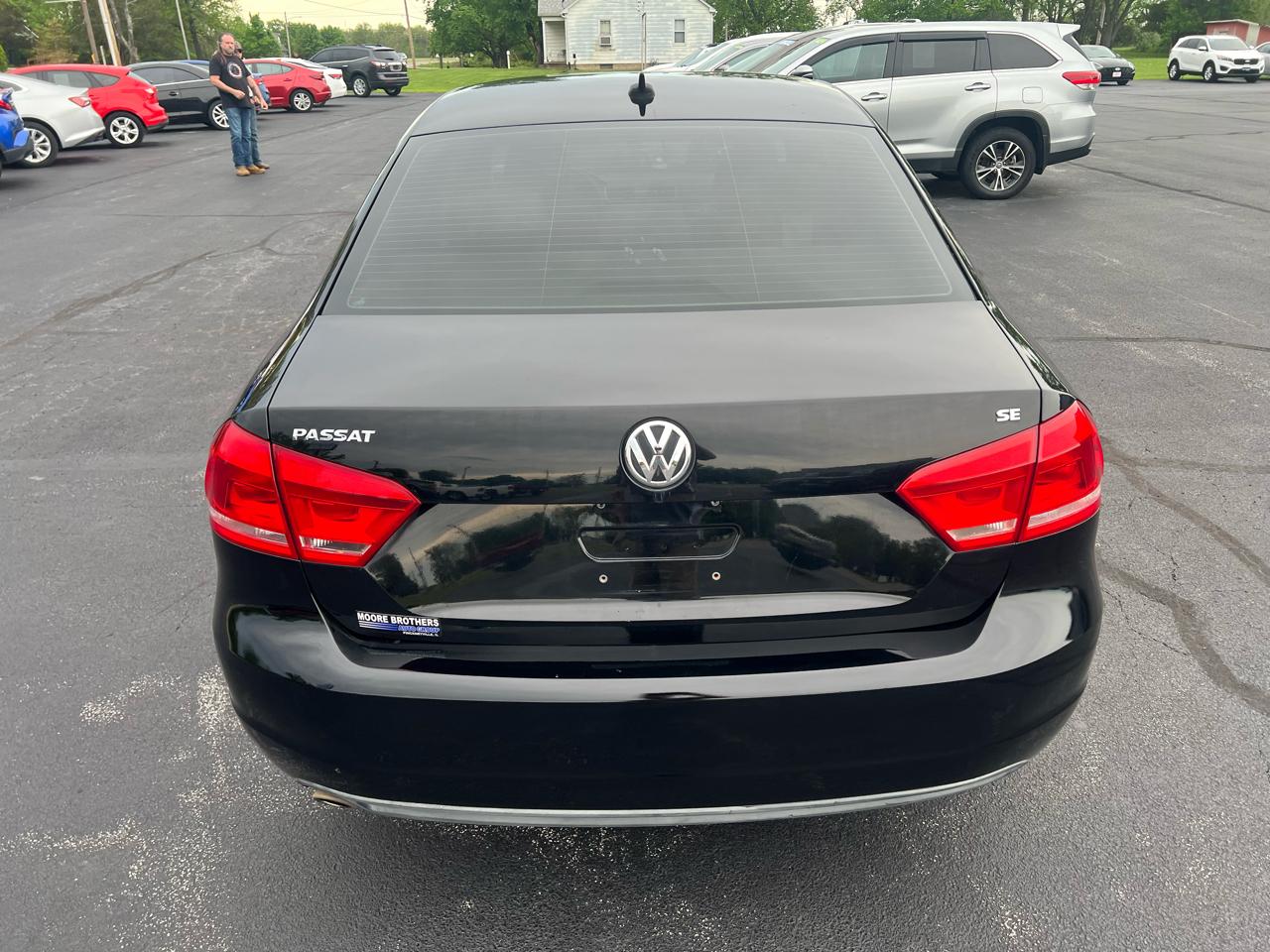 Volkswagen Passat 4dr Sdn 2.5L Auto SE 2013