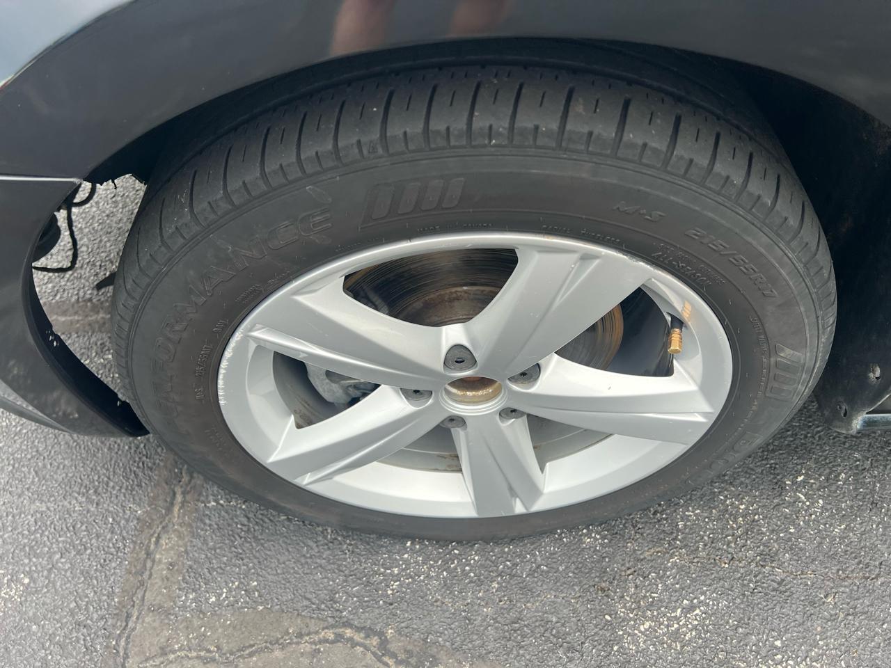 Volkswagen Passat 4dr Sdn 2.5L Auto SE 2013