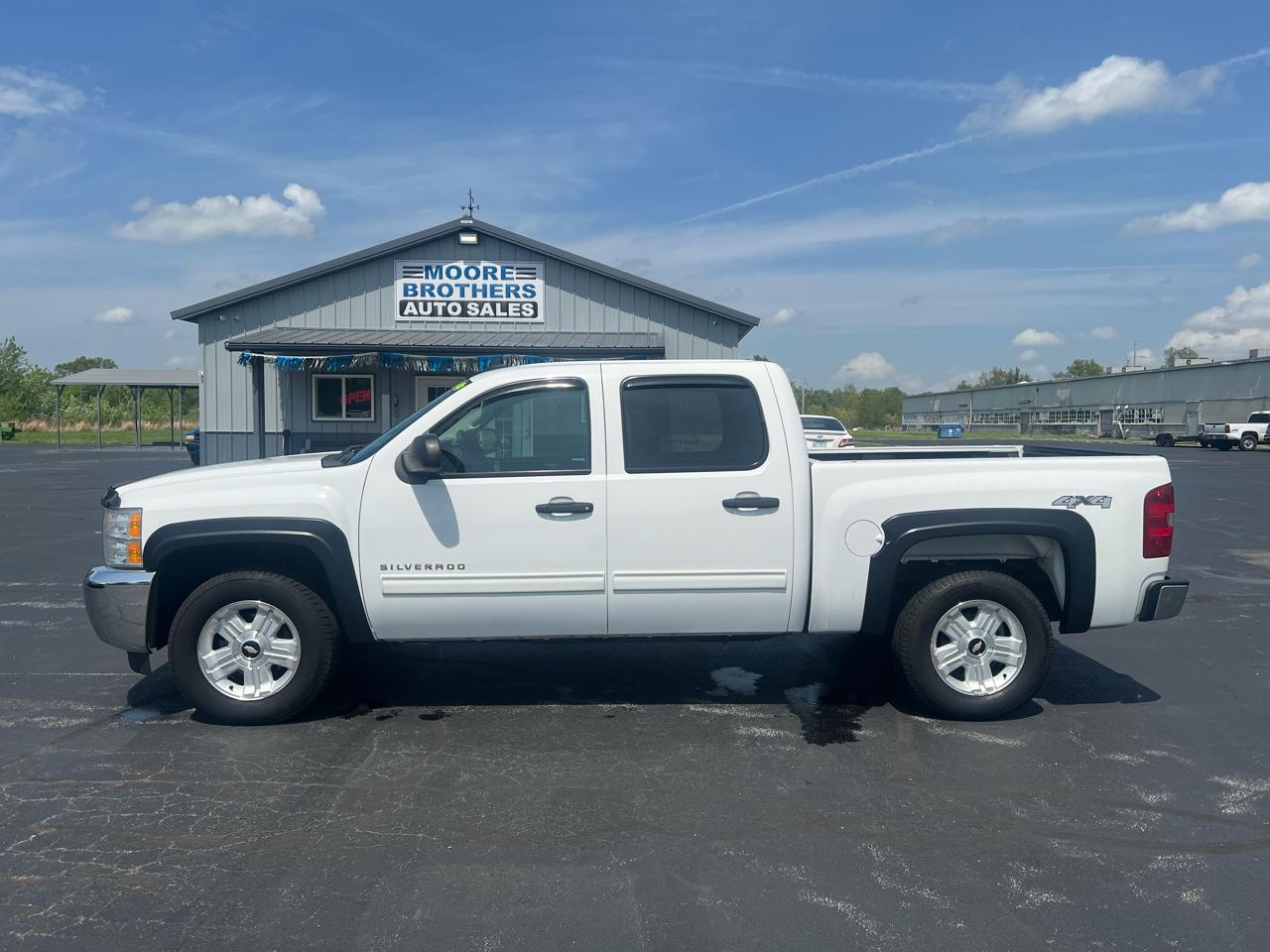 Chevrolet Silverado 1500 4WD Crew Cab 143.5" LT 2013