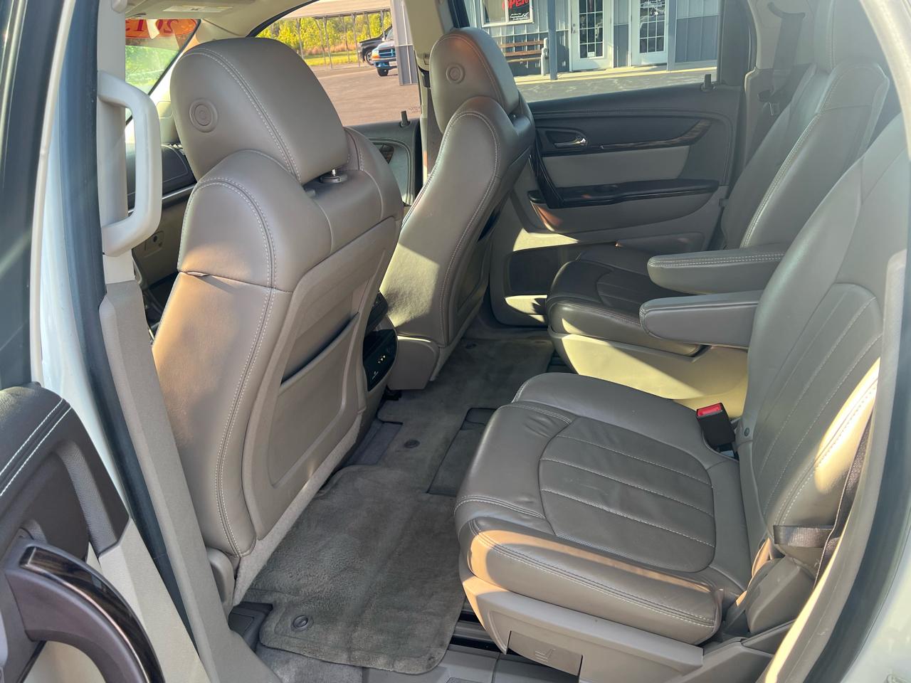 GMC Acadia FWD 4dr Denali 2013