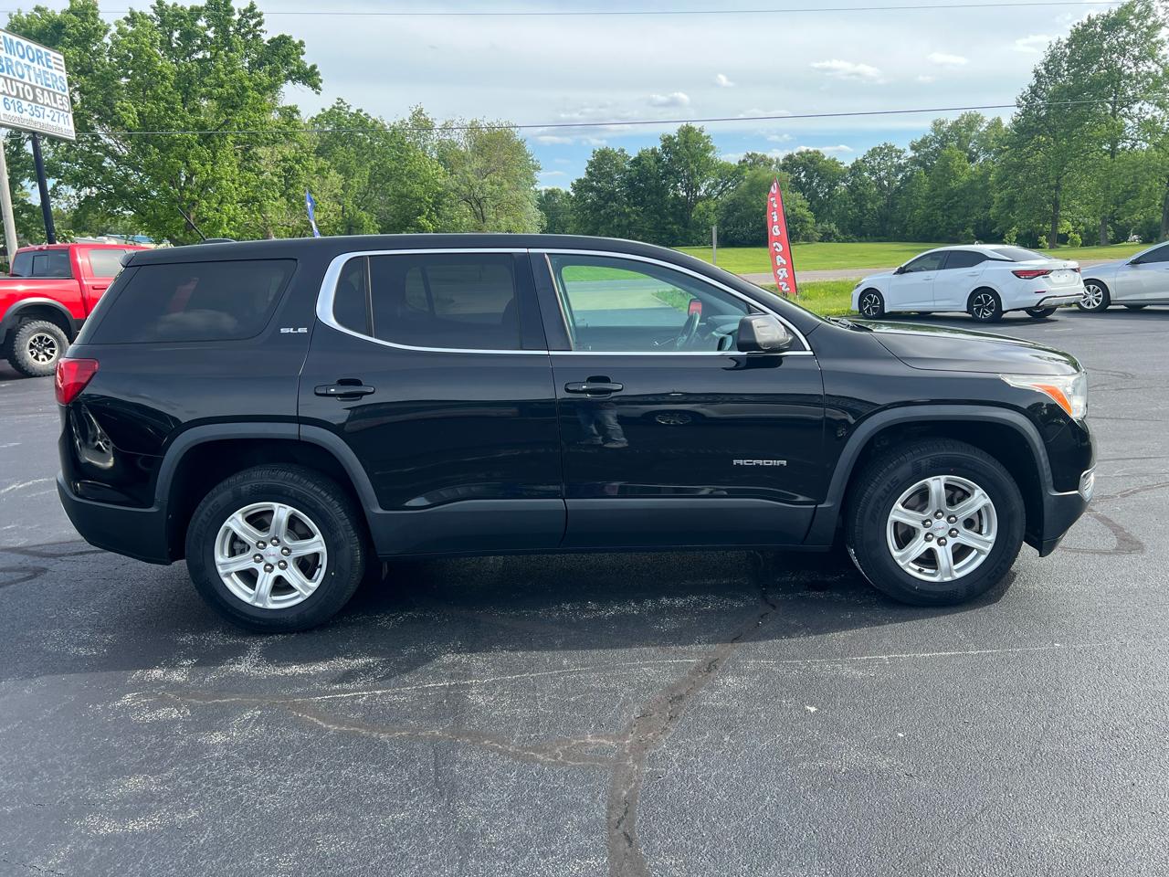 GMC Acadia FWD 4dr SLE w/SLE-1 2017