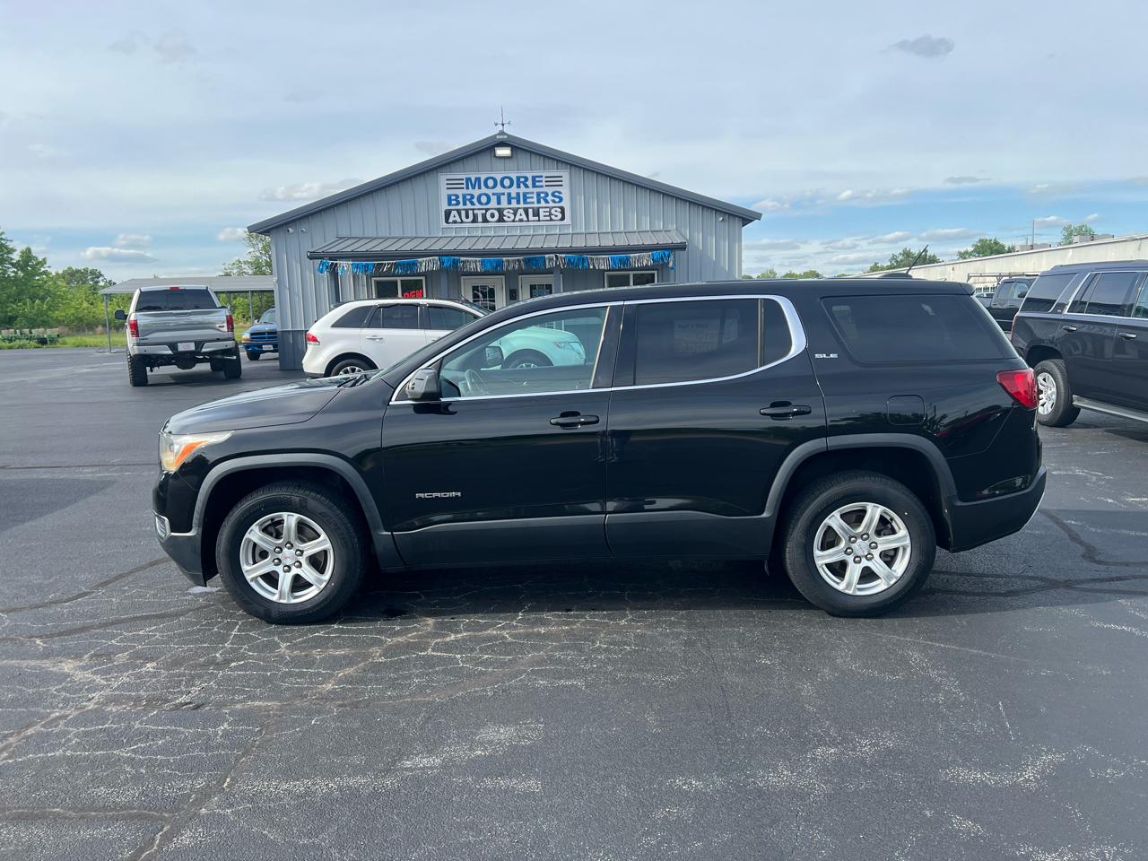 GMC Acadia FWD 4dr SLE w/SLE-1 2017