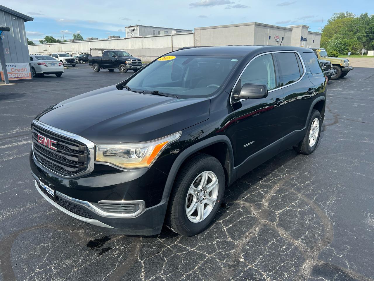 GMC Acadia FWD 4dr SLE w/SLE-1 2017