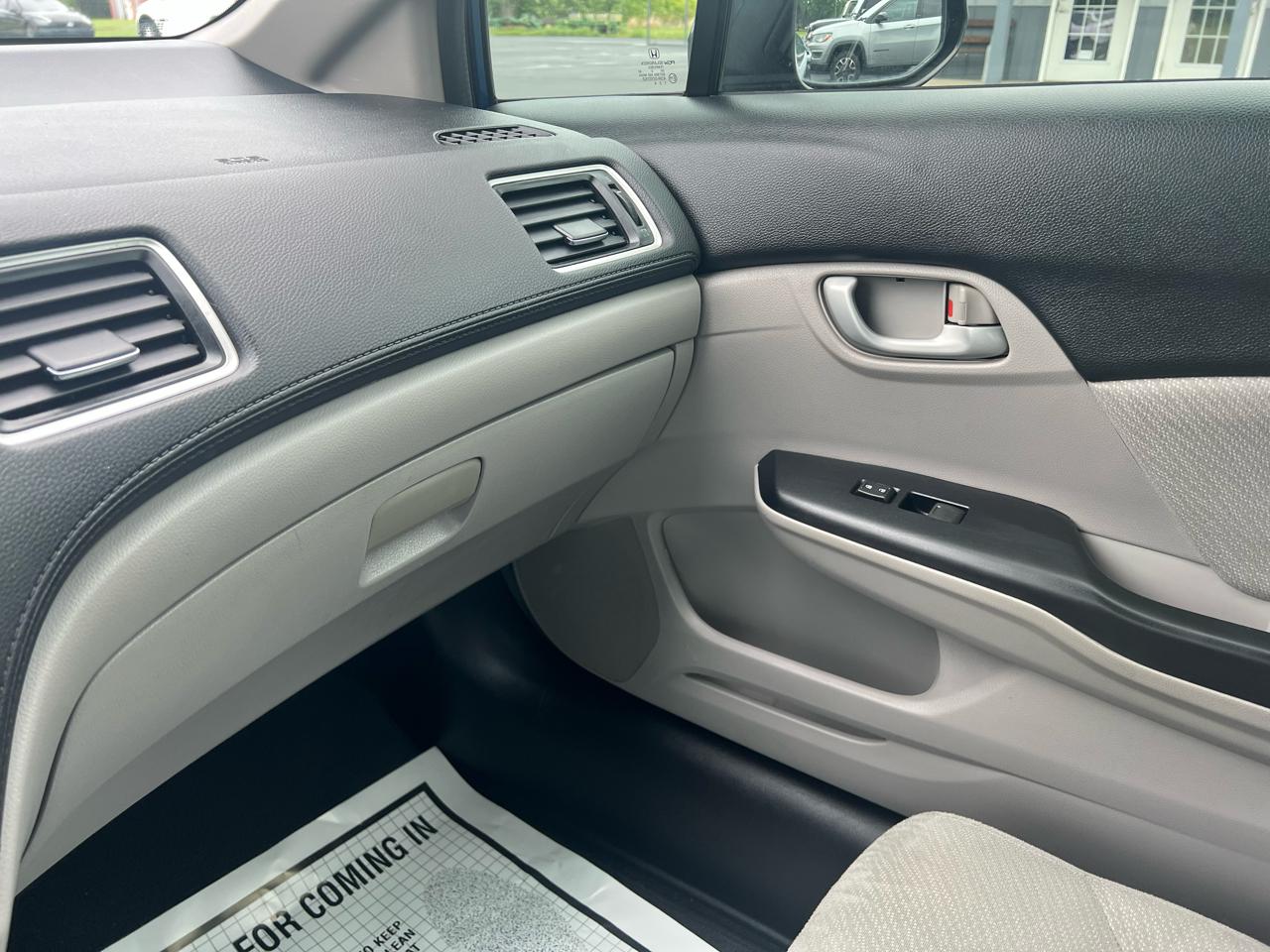 Honda Civic Sdn 4dr Auto LX 2013