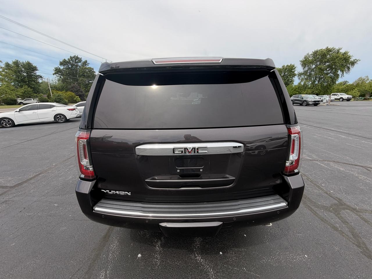 GMC Yukon 4WD 4dr Denali 2015