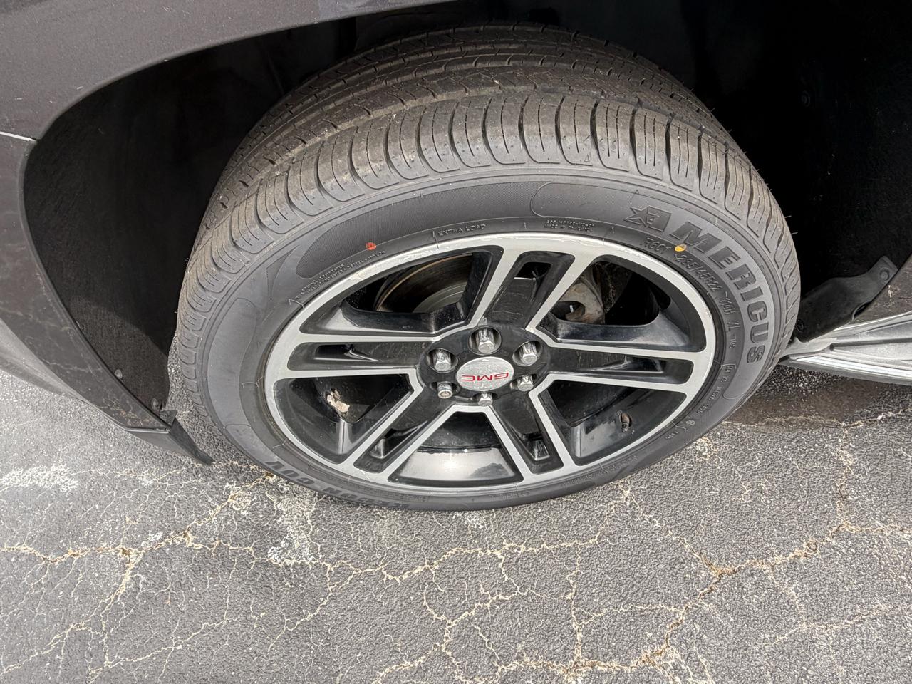 GMC Yukon 4WD 4dr Denali 2015