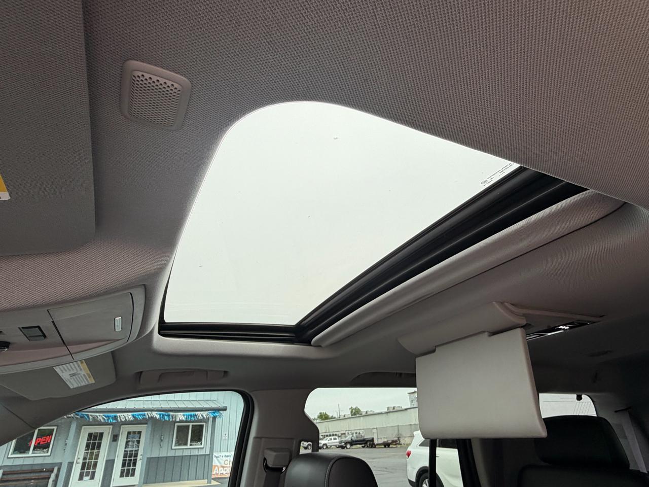 GMC Yukon 4WD 4dr Denali 2015