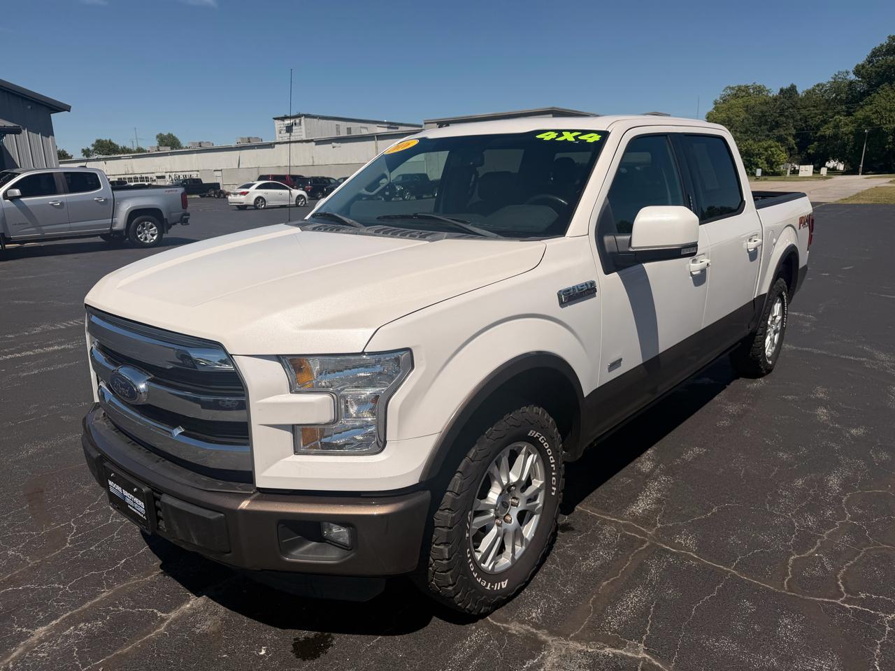 Ford F-150 4WD SuperCrew 145" Lariat 2016
