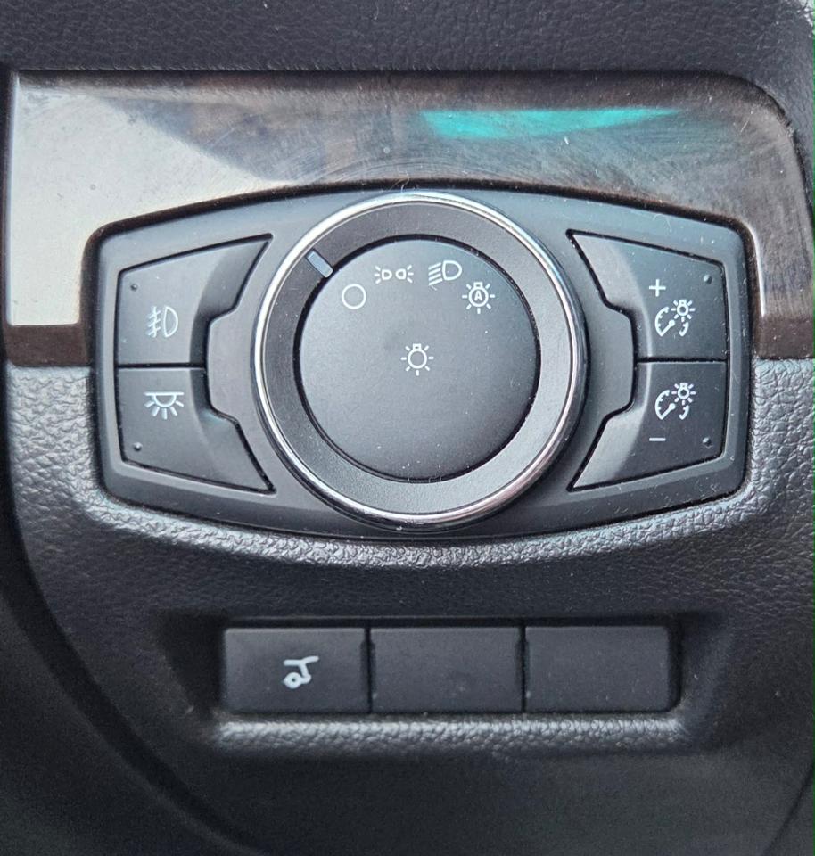 Ford Explorer 4WD 4dr Limited 2014