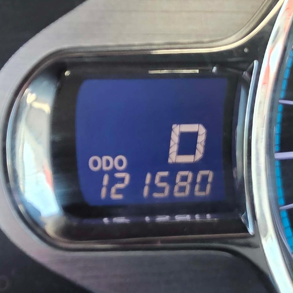 Toyota Sienna 5dr 7-Pass Van V6 XLE AAS FWD (Natl) 2013