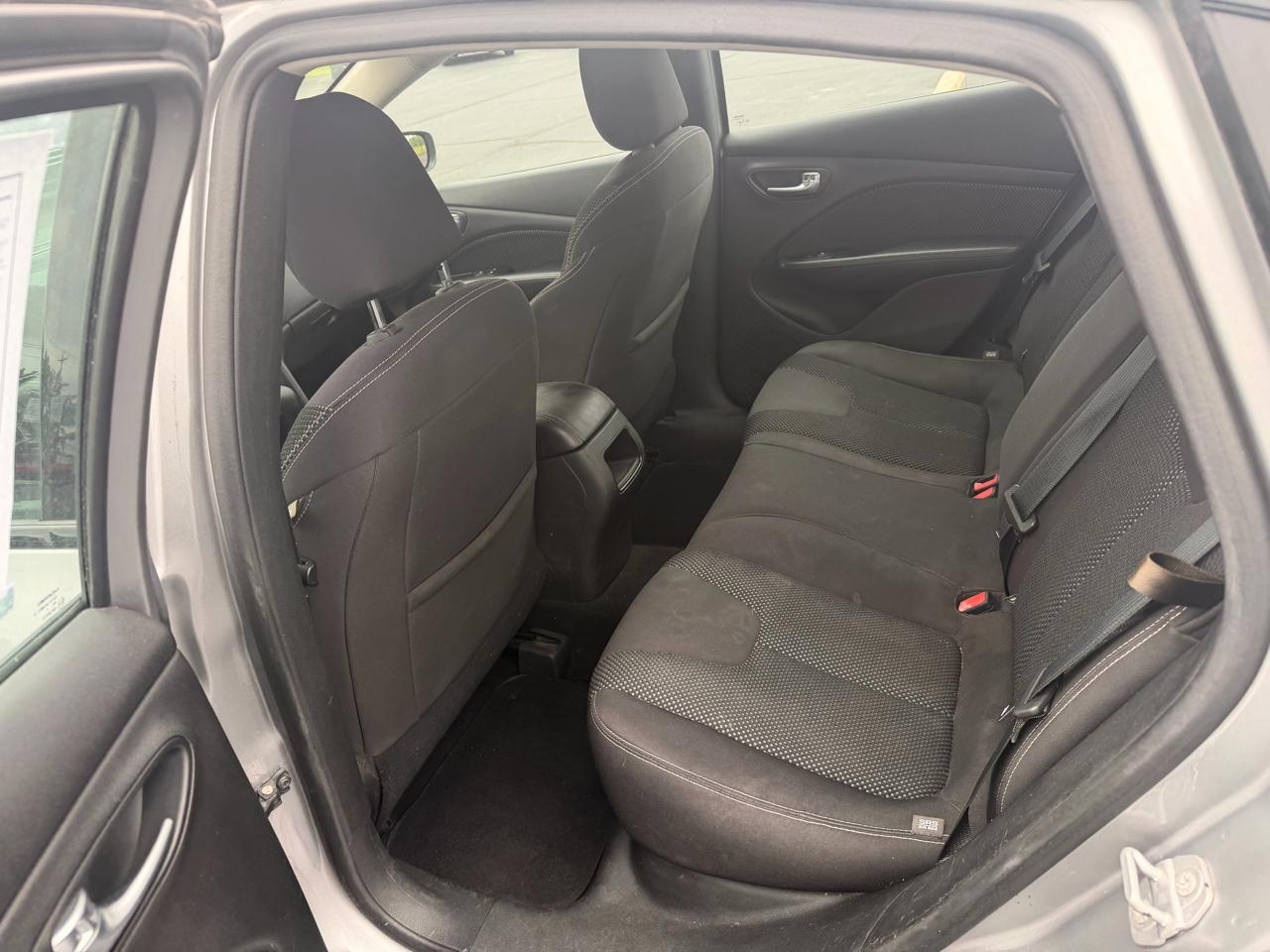 Dodge Dart 4dr Sdn SXT 2015