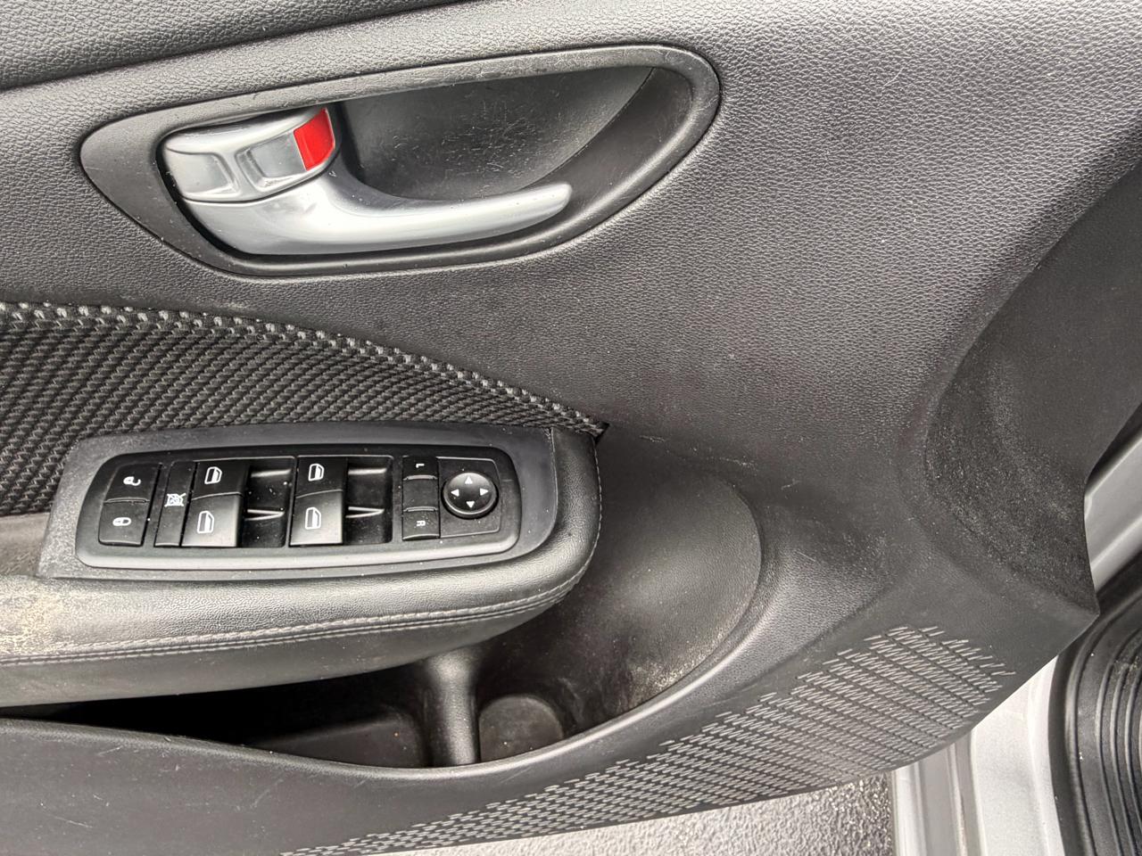 Dodge Dart 4dr Sdn SXT 2015