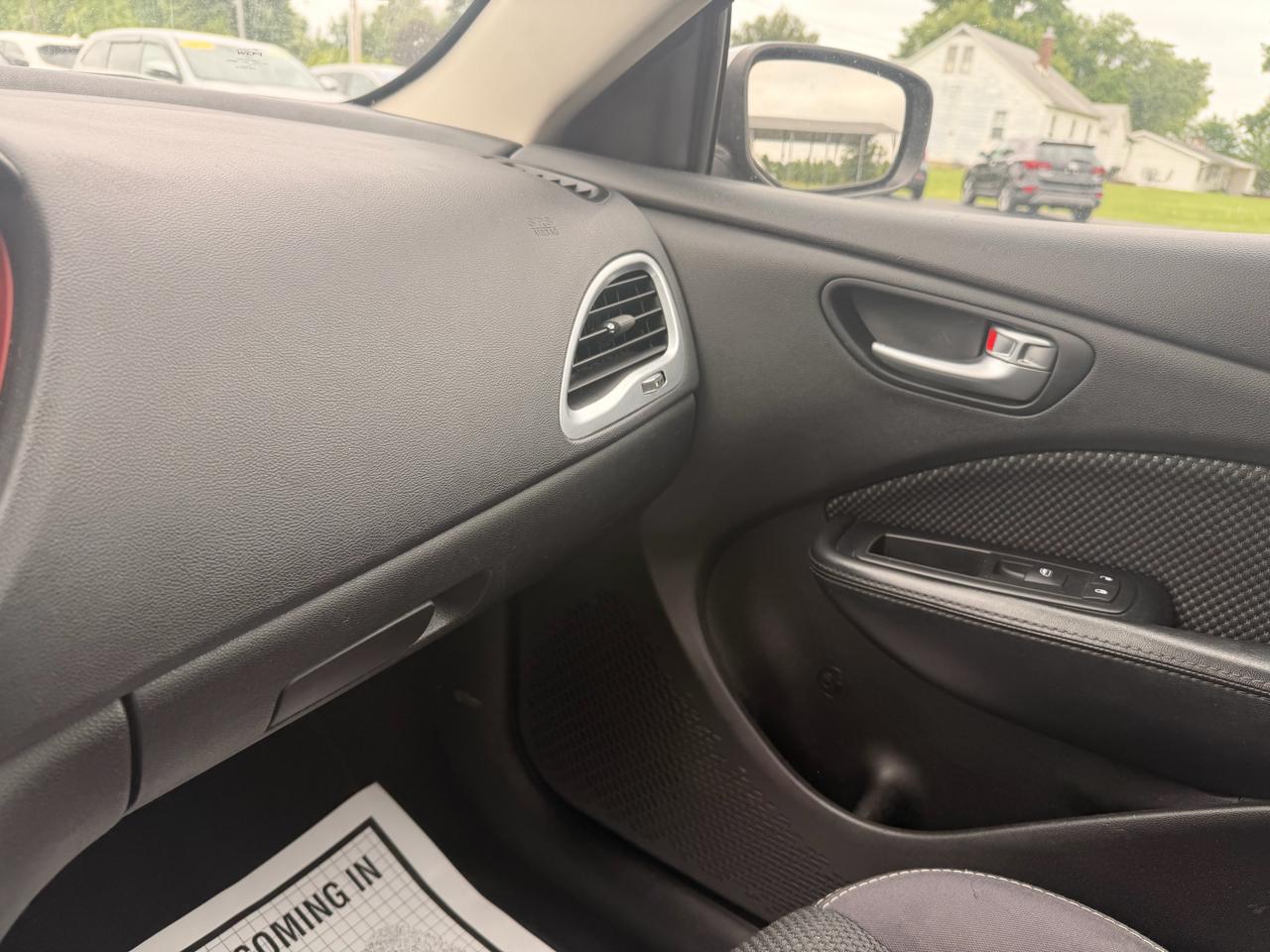 Dodge Dart 4dr Sdn SXT 2015