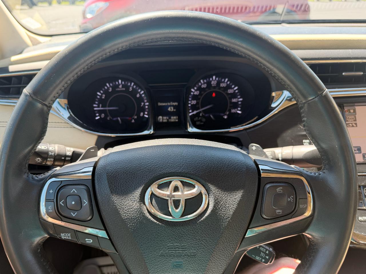 Toyota Avalon 4dr Sdn XLE Premium (Natl) 2013