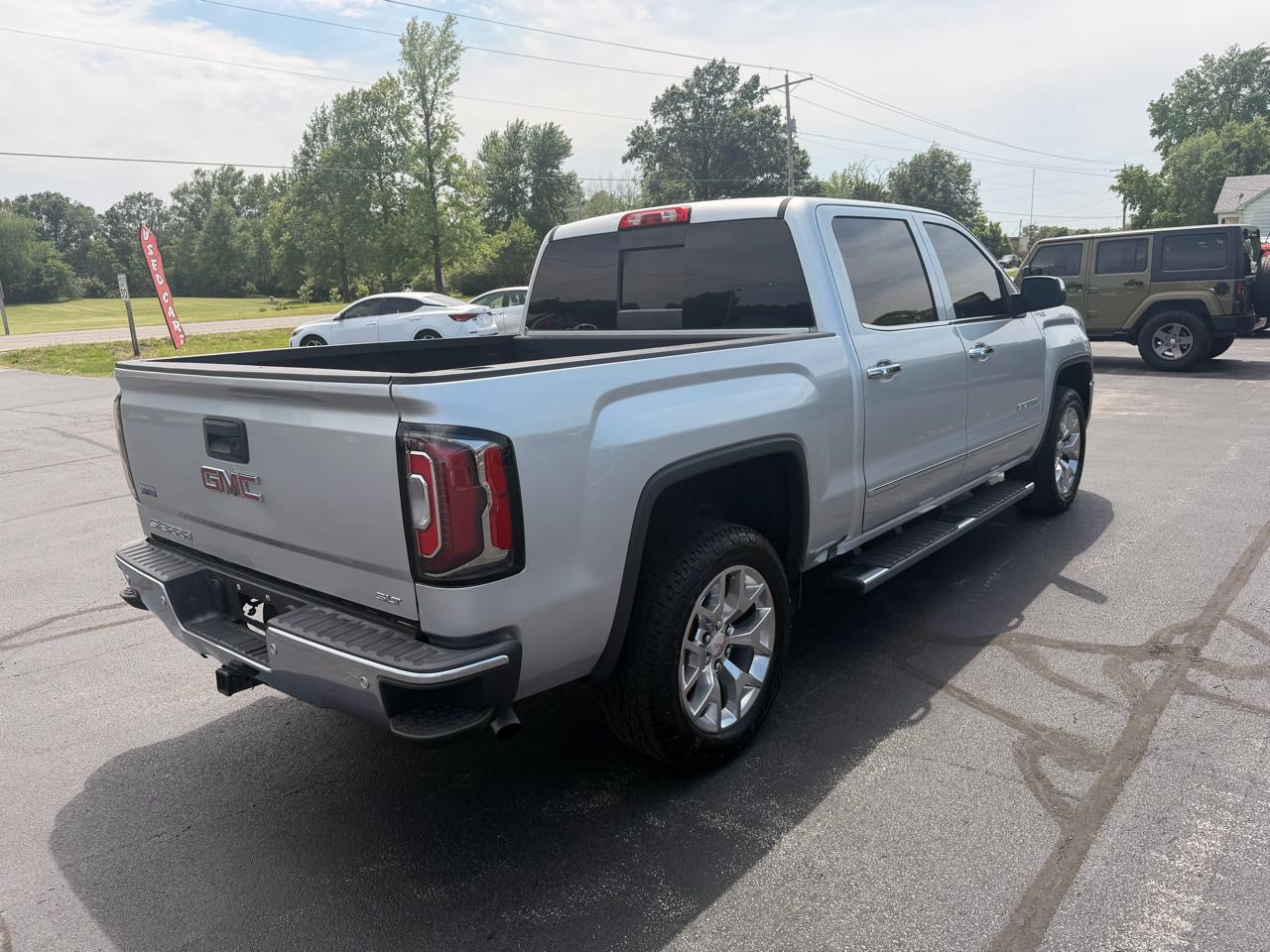 GMC Sierra 1500 4WD Crew Cab 143.5" SLT 2018